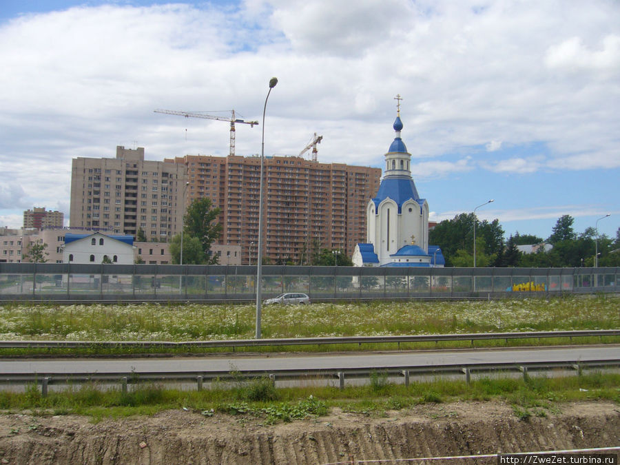 церковь в поселке Шушары Санкт-Петербург, Россия