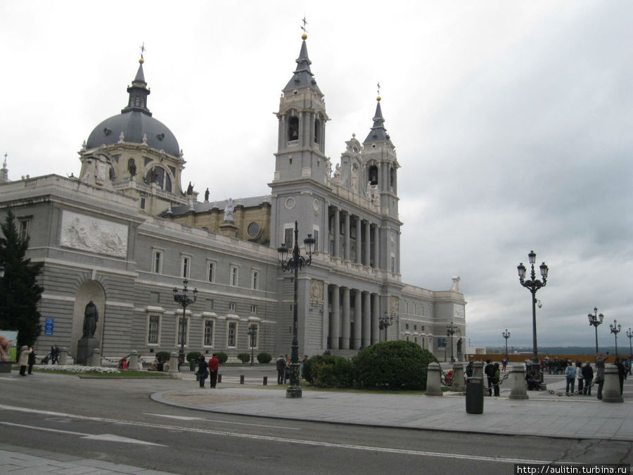 Мадрид, кафедральный собор. Мадрид, Испания
