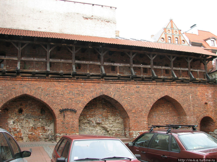 Иоанна Подворье . Вид старой крепостной стены города Рига, Латвия