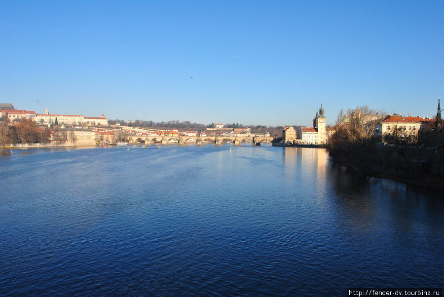 Зимнее пражское воскресное солнечное утро Прага, Чехия