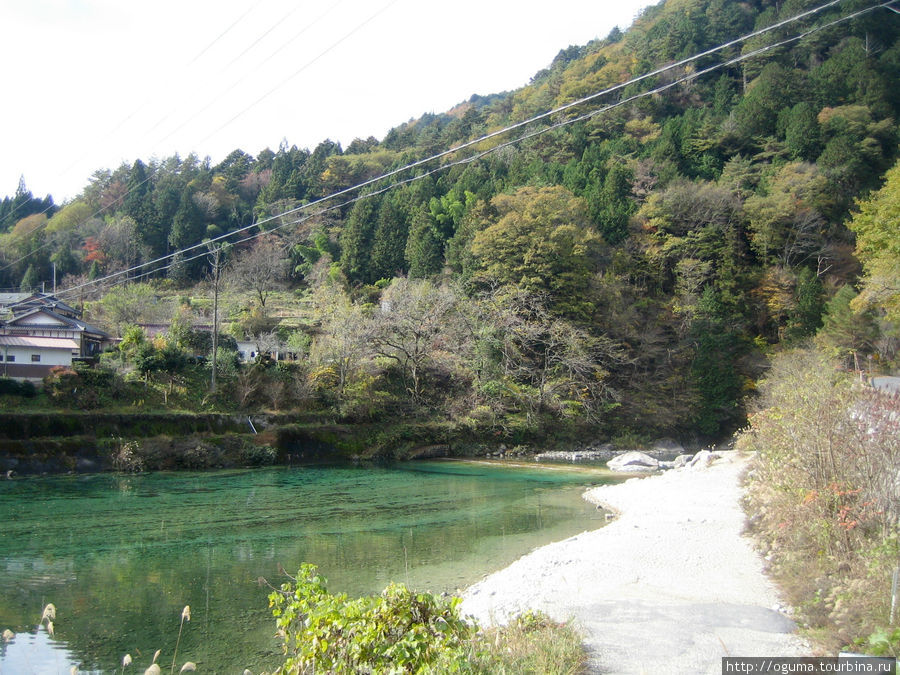 Для туриста это начало реки, а для реки это уже её устье. Префектура Нагано, Япония