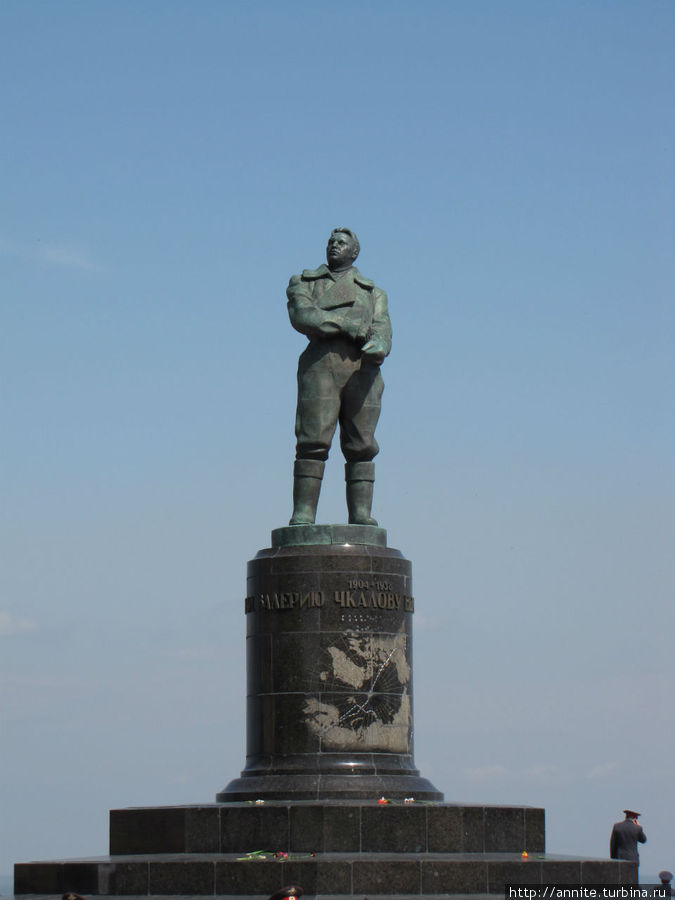 Памятник Чкалову / Monument to Chkalov