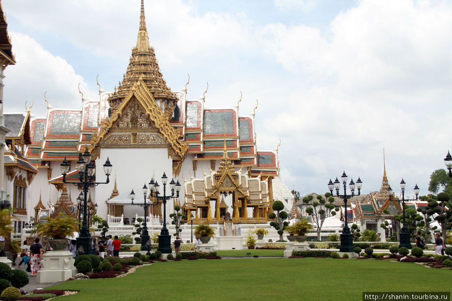 Храмы у Королевского дворца Бангкок, Таиланд