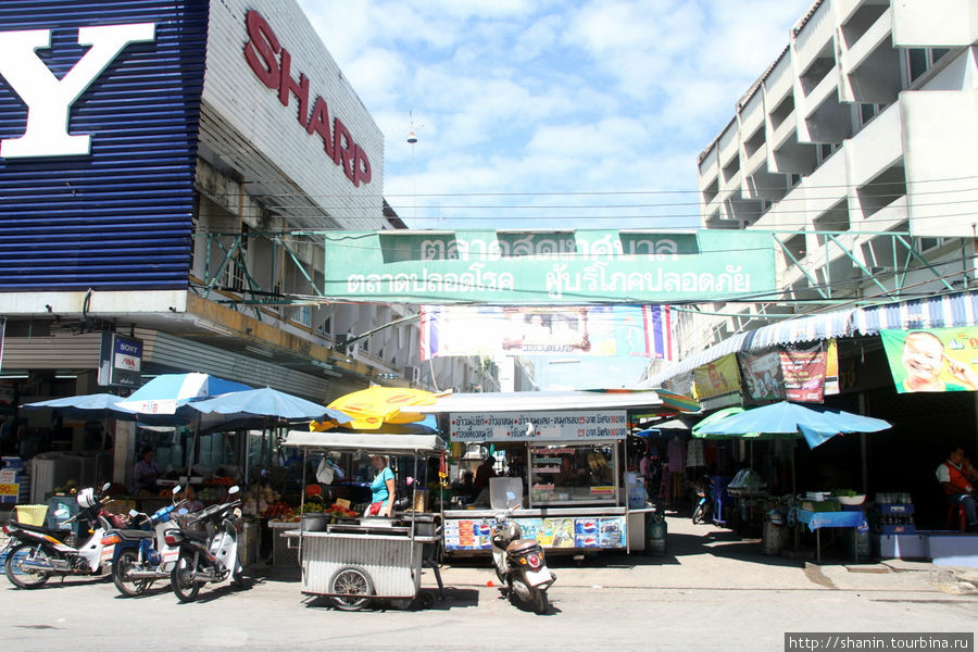 Городской рынок Лоп-Бури, Таиланд