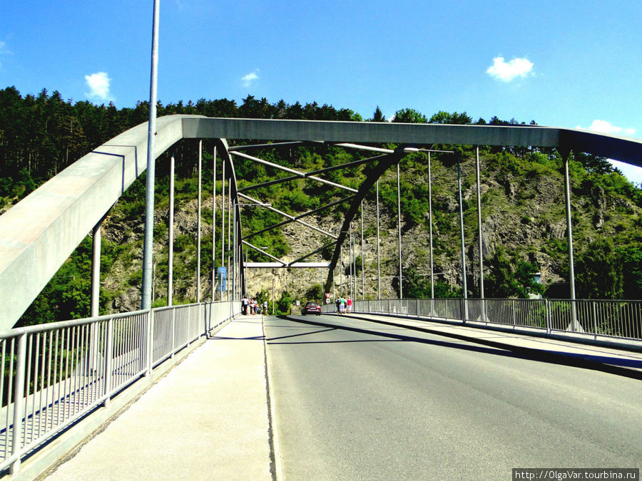Мост через реку Бероунка Карлштейн, Чехия
