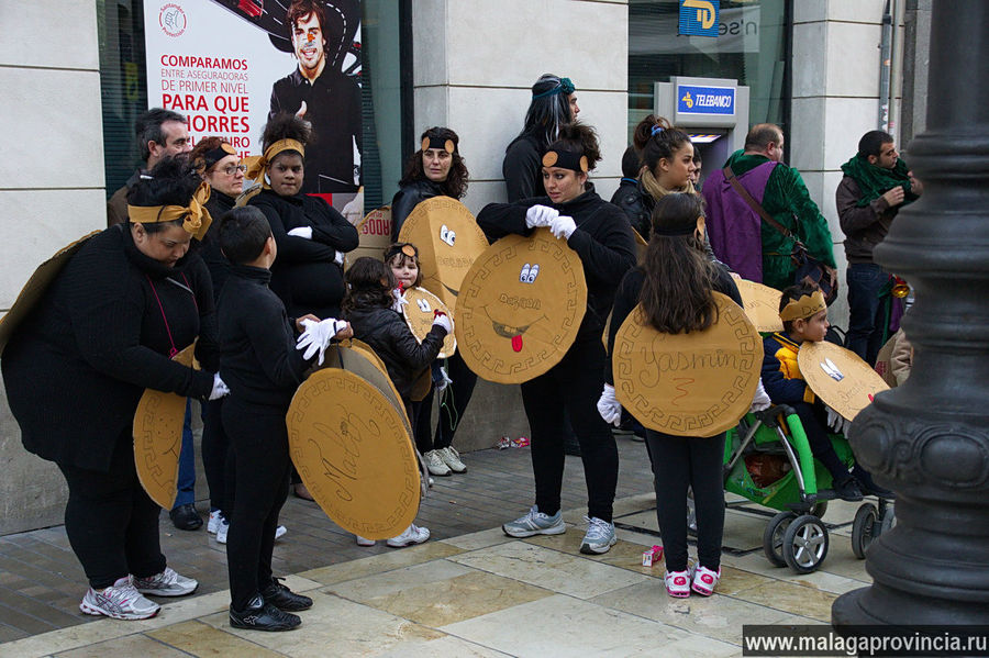 Карнавал - праздник для всех! Детский день Малага, Испания