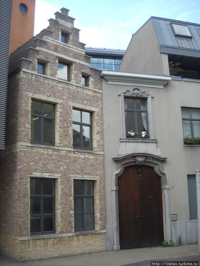 Низенькие здания Антверпен, Бельгия