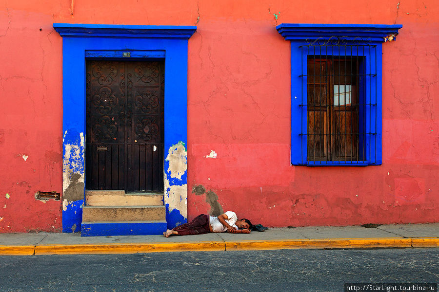 Оахака де Хуарез, или просто Оахака, Мексика.