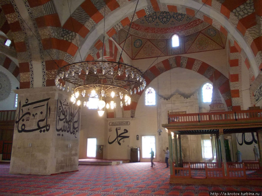 в мечети Старой Главной Эдирне, Турция