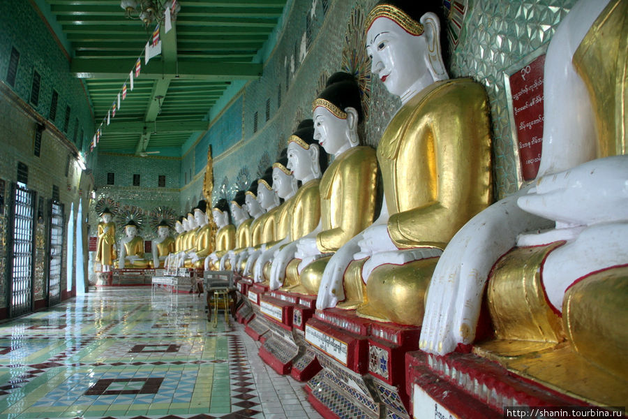 Длинный ряд Будд Сагайн, Мьянма