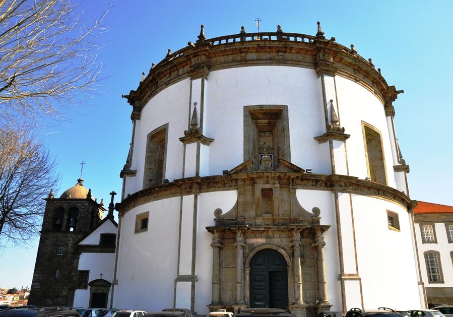 Монастырь Серра-ду-Пилар Порту, Португалия