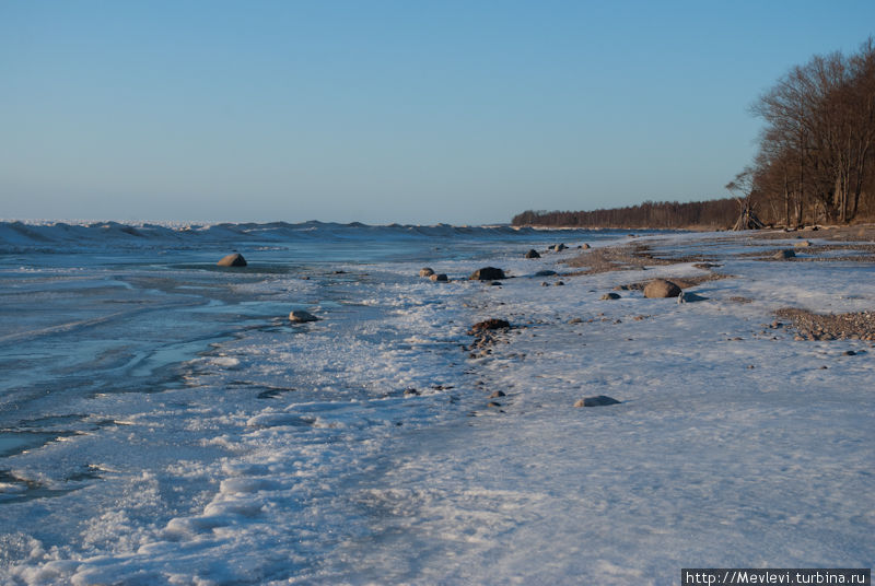 Залив замерз Рига, Латвия