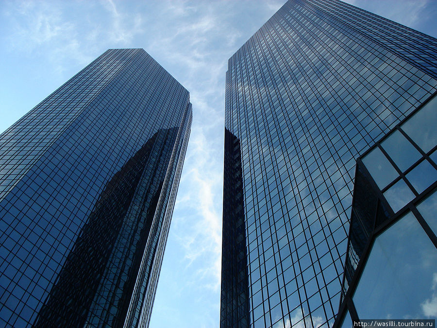 Deutsche bank. Twin towers. Франкфурт-на-Майне, Германия