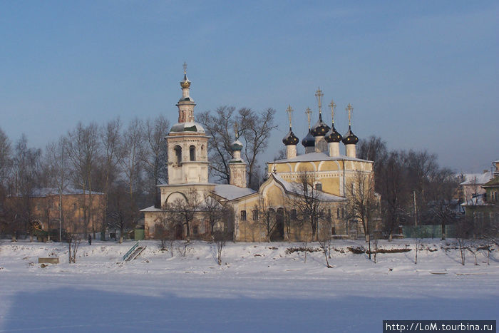Церковь Димитрия Прилуцкого на Наволоке, возведённая в 1651 году, одна из первых каменных церквей Вологды. Вологда, Россия