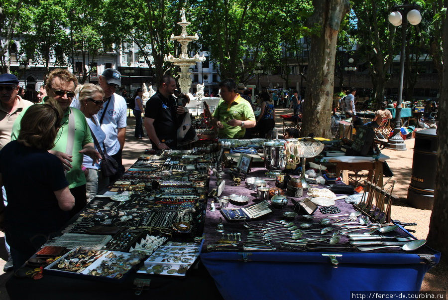 Блошиный рынок Монтевидео Монтевидео, Уругвай