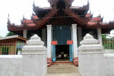Пагода с колоколом