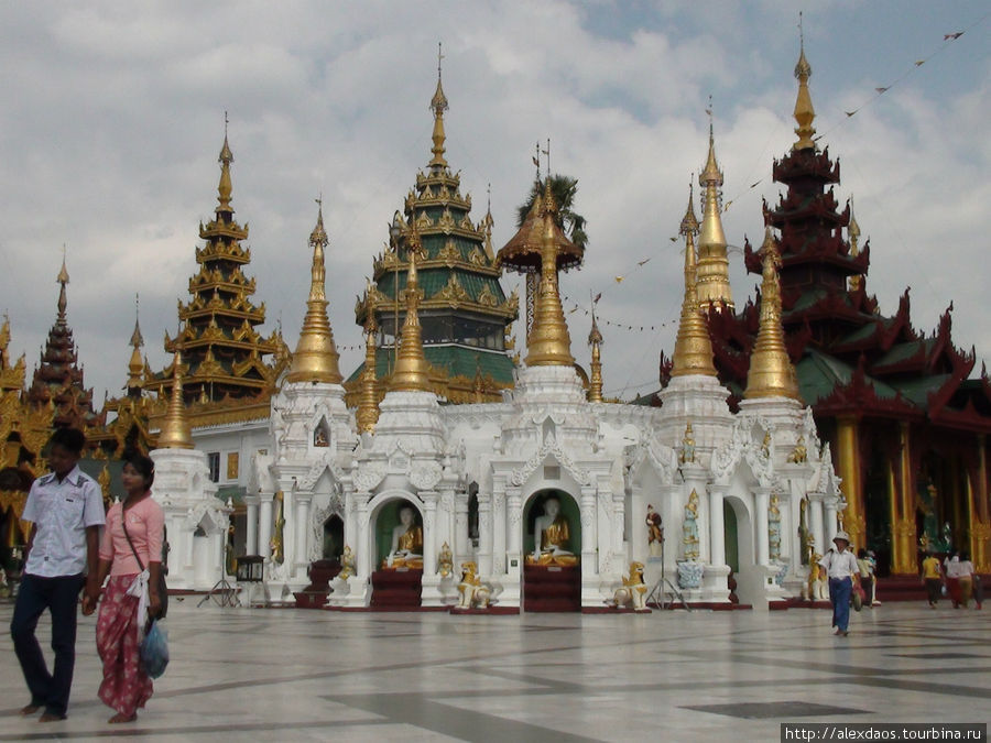 Янгон. Пагода Шведагон. Янгон, Мьянма