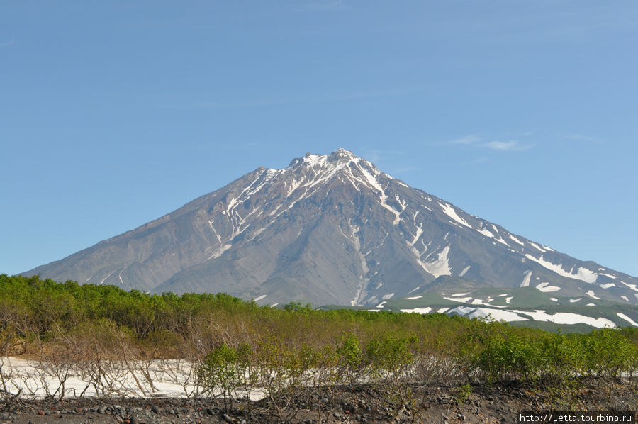 Корякский вулкан (3456 м) Авачинская сопка (2741м), Россия