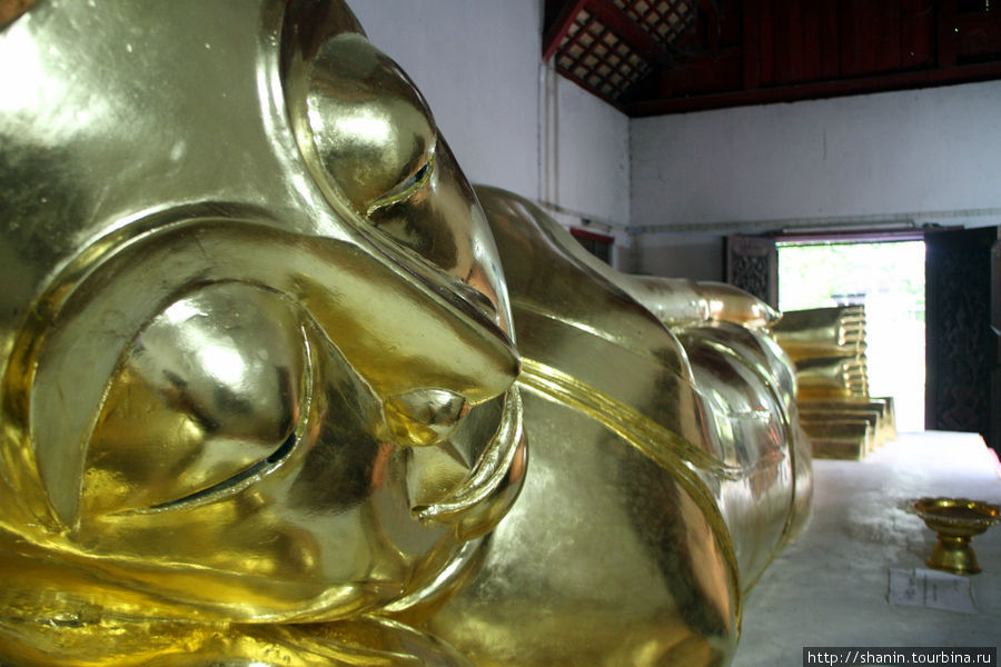 Лежащий Будда Чиангмай, Таиланд