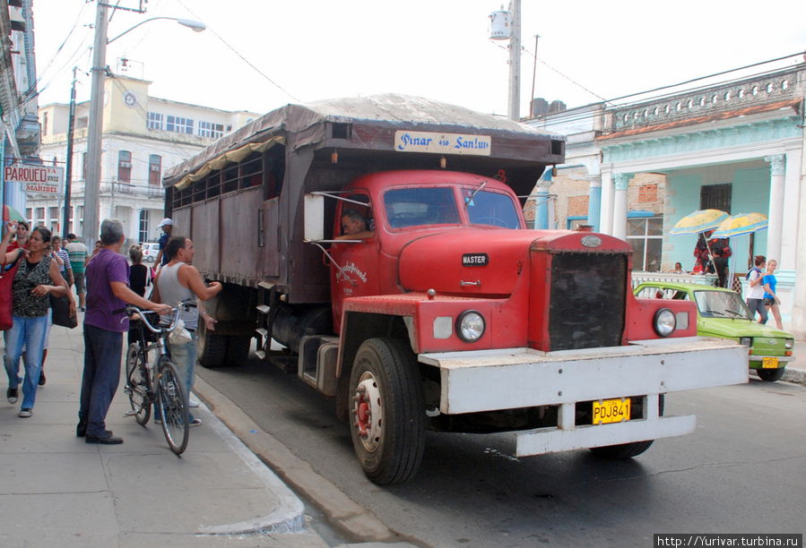 Городской автобус Куба