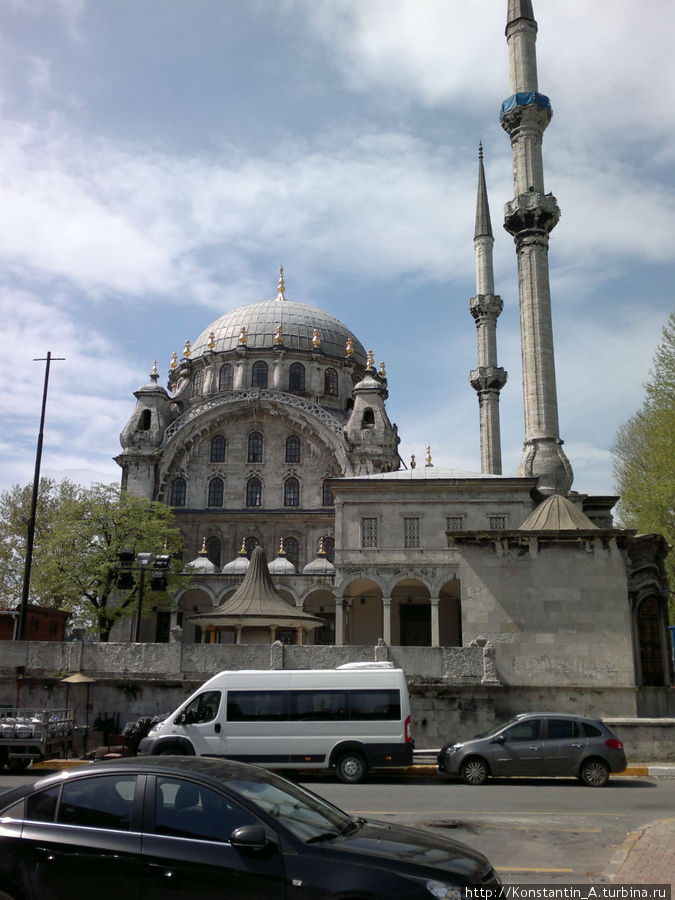 Мечеть Долмабахче Стамбул, Турция