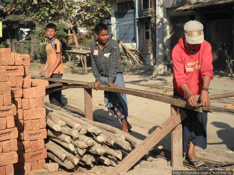 Народные промыслы Мраук-У, Мьянма