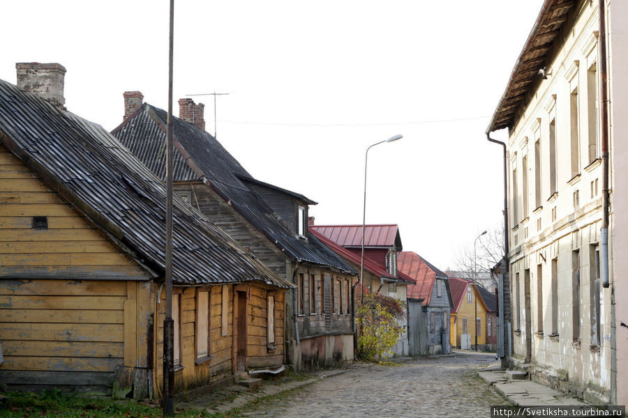 Лимбажи - самый маленький и самый старенький Лимбажи, Латвия