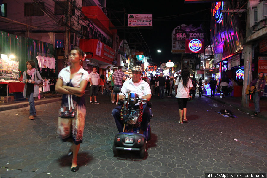 Чем живет Паттайя Паттайя, Таиланд