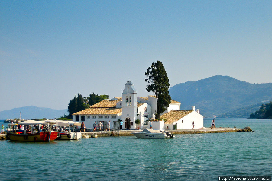 Местечко Канони на острове Корфу Канони, остров Корфу, Греция