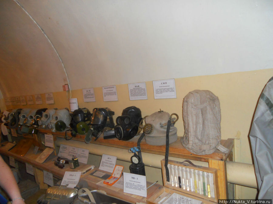 В музее собрана одна из самых больших коллекций противогазов.