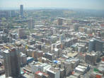 Больше всего мне Йоханнесбург с высоты напомнил сперва SimCity