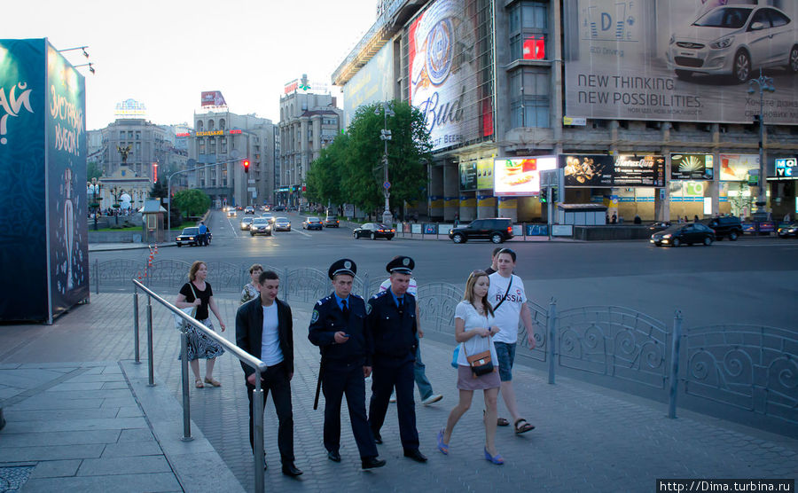 Милиция здесь сурова, но вежлива. Киев, Украина