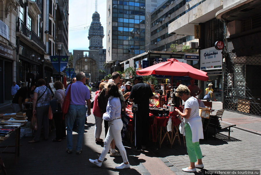 Главная улица Монтевидео Монтевидео, Уругвай