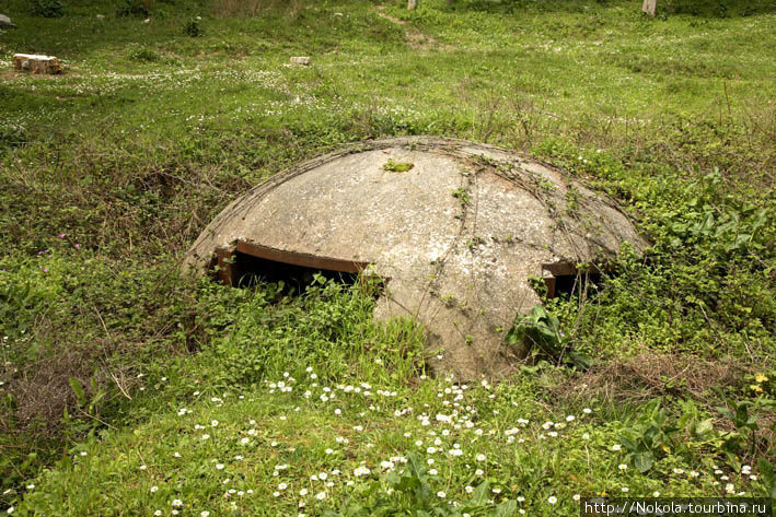 Знаменитые бункеры Дуррес, Албания