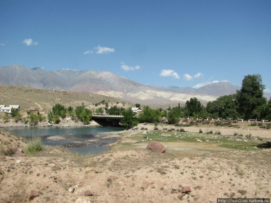 мост в сторону Суусамыр Киргизия
