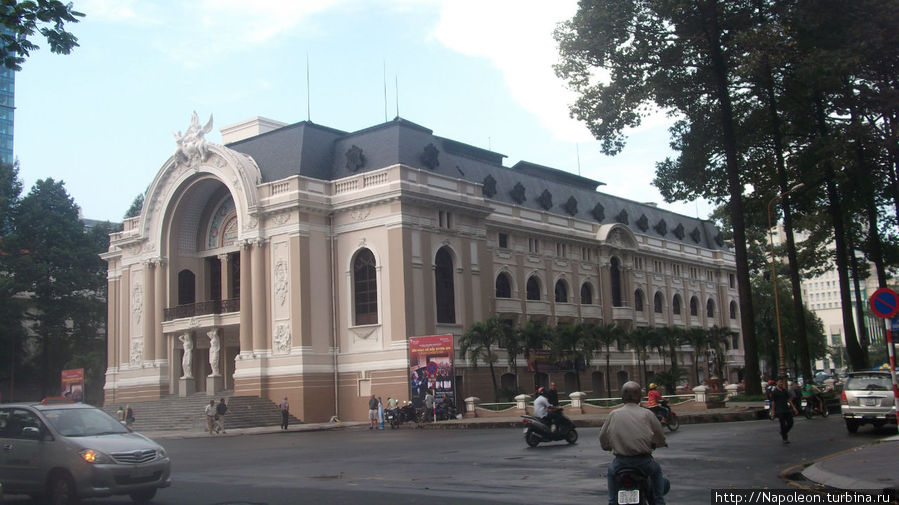 Оперный театр Хошимин, Вьетнам