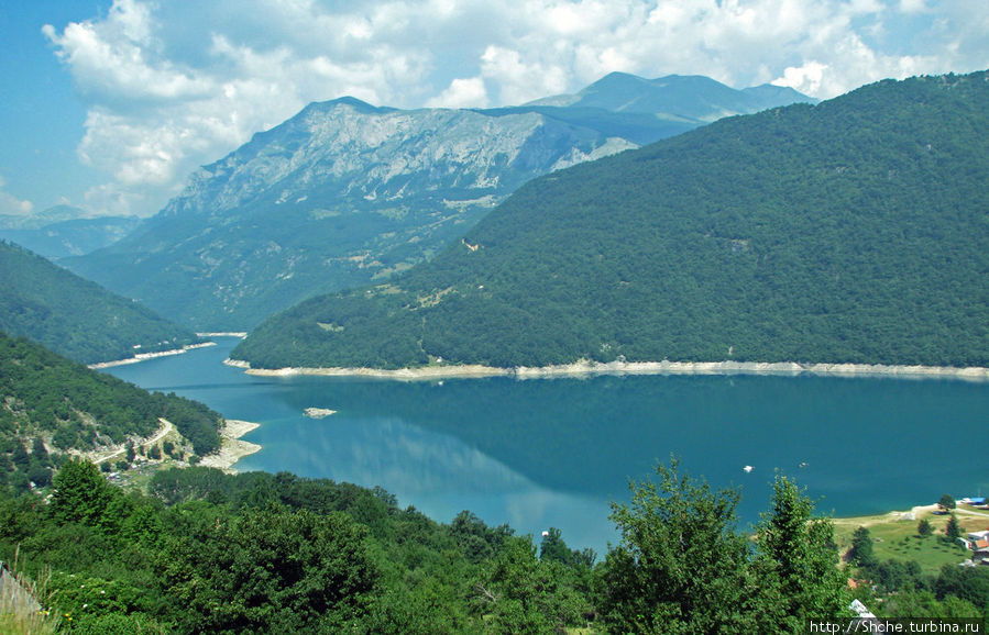 Черногорские картинки. Каньон искусственного Пивского озера
