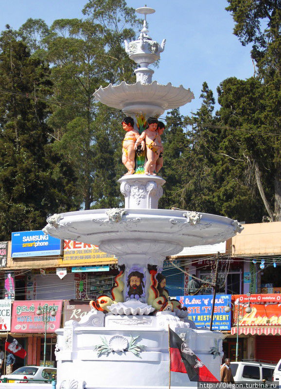 Городской фонтан Удагамандалам, Индия