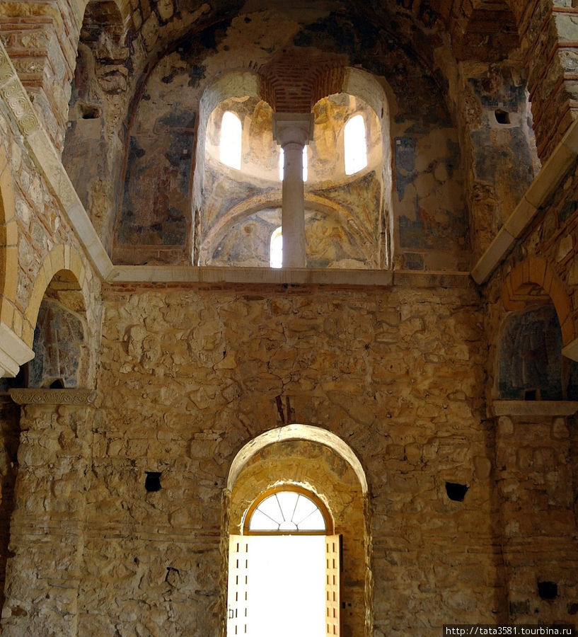 Город - крепость Мистрас - 115 объект ЮНЕСКО в Греции Полуостров Пелопоннес, Греция