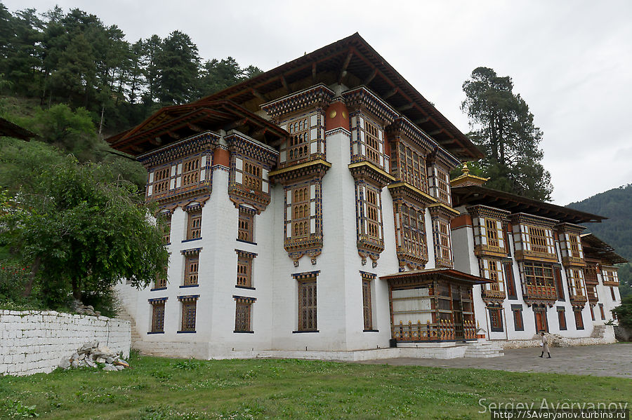 монастырь Курджей-Лакханг Бутан