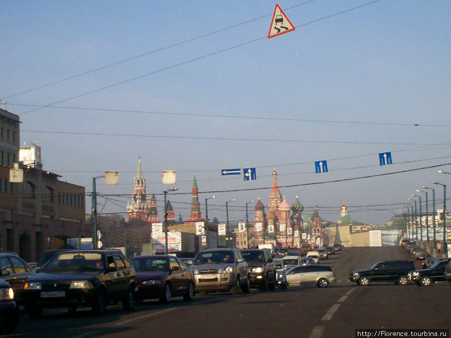 Вид от начала Ордынки на Красную площадь Москва, Россия