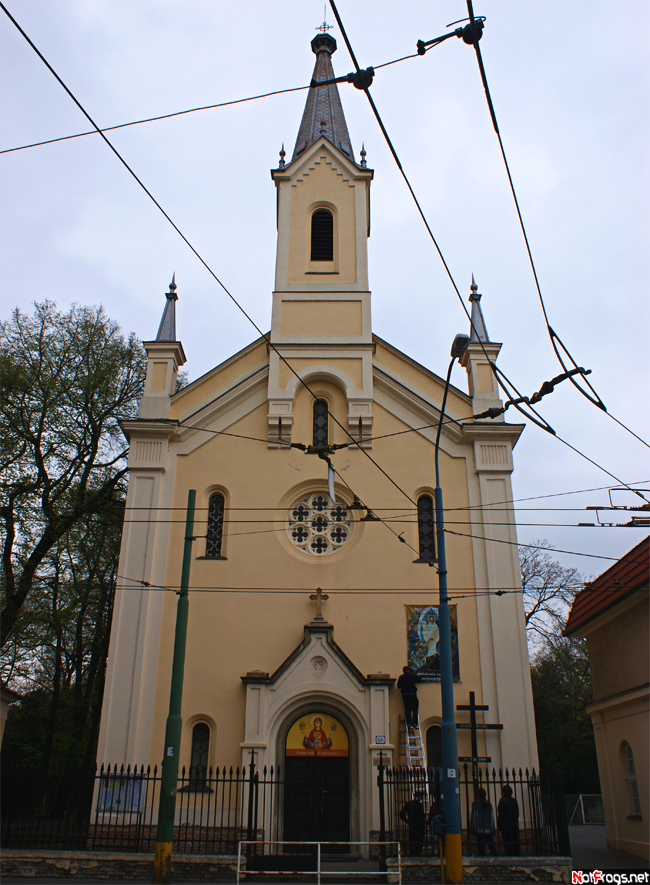 Костёл Вознесения св. Крижа Братислава, Словакия