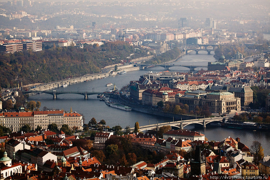 Вид на город с холма Петршин Прага, Чехия