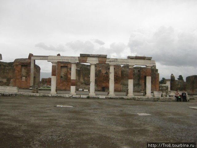 Помпеи, ч. 3. Общественные здания Помпеи, Италия