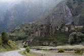 Шатили расположен на высоте 1400 метров над уровнем моря.