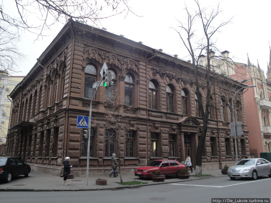 Фасад Шоколадного дома Киев, Украина