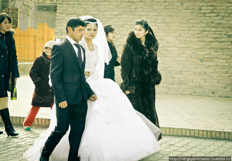Свадебный сезон в Хиве Хива, Узбекистан
