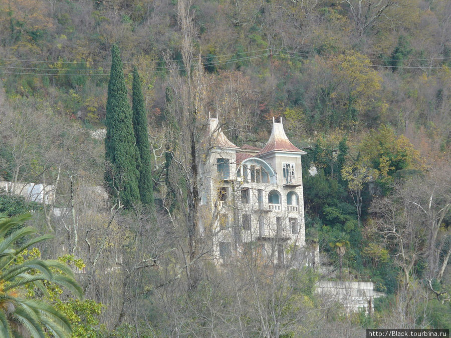 Дореволюционные особняки Старой Гагры Гагра, Абхазия