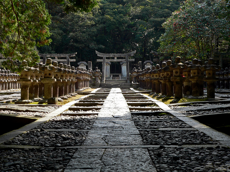 В храме Токодзи (фамильное кладбище клана Мори) Хаги, Япония