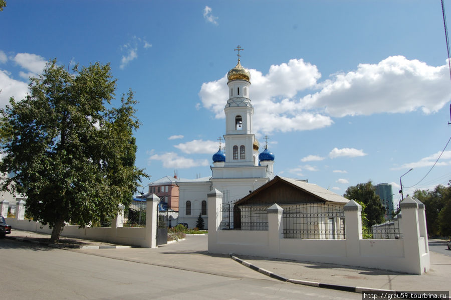 Кафедральный Духосошественский собор Саратов, Россия